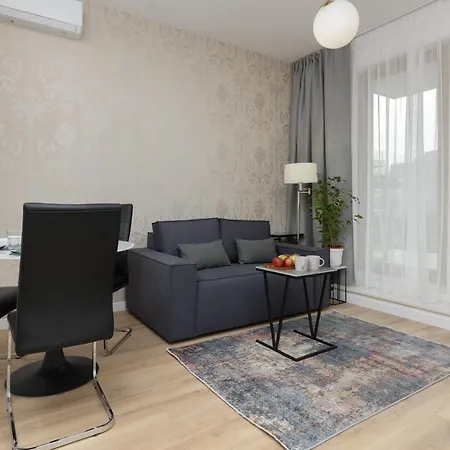 Os Krolewska - Comfortable Apartment In Wilanow Warsaw Exterior photo