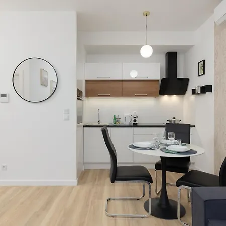 Os Krolewska - Comfortable Apartment In Wilanow Warsaw Exterior photo